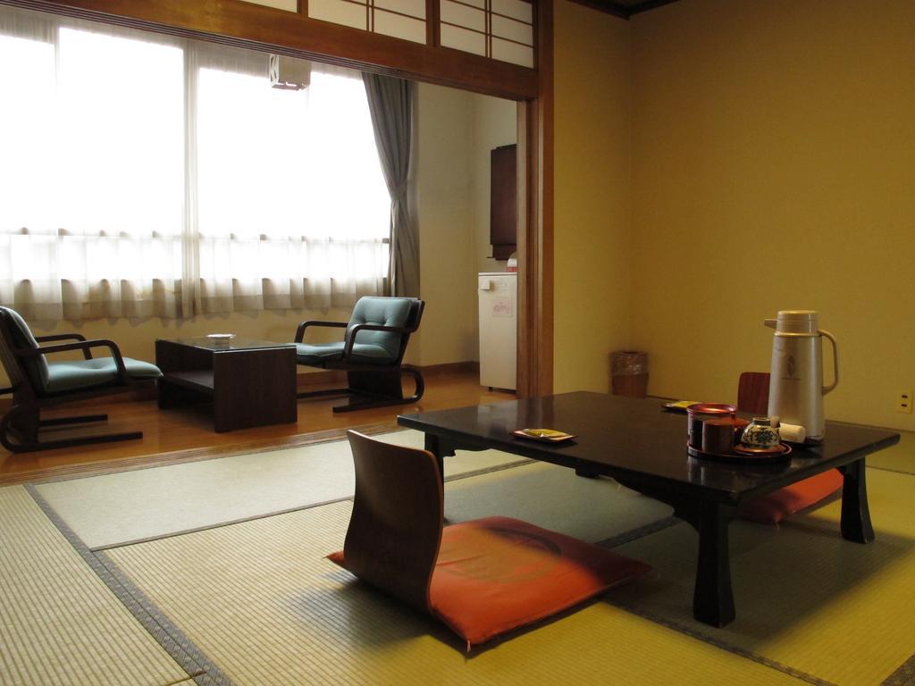 Sakaeya Hotel Tendō Habitación foto